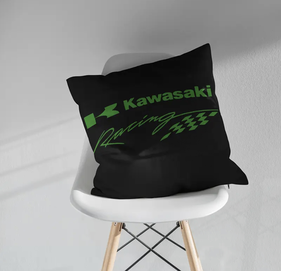 Černý polštář Kawasaki 45x45cm